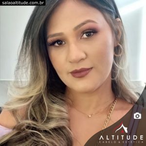 Cabelo e Maquiagem