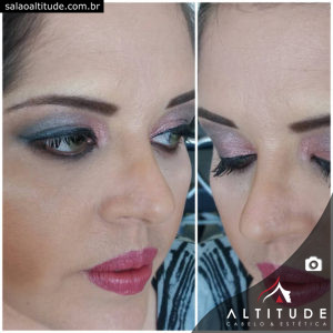 Maquiagem azul e rosa