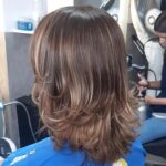 Mechas com corte (depois, por trás)