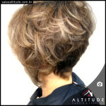 Produção - Corte feminino curto por Robson
