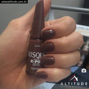 Unhas marron
